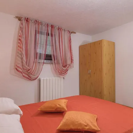 Ladenci Holiday home *