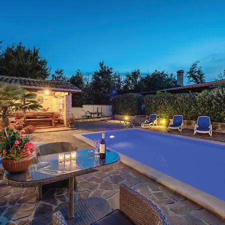 Ladenci Holiday home